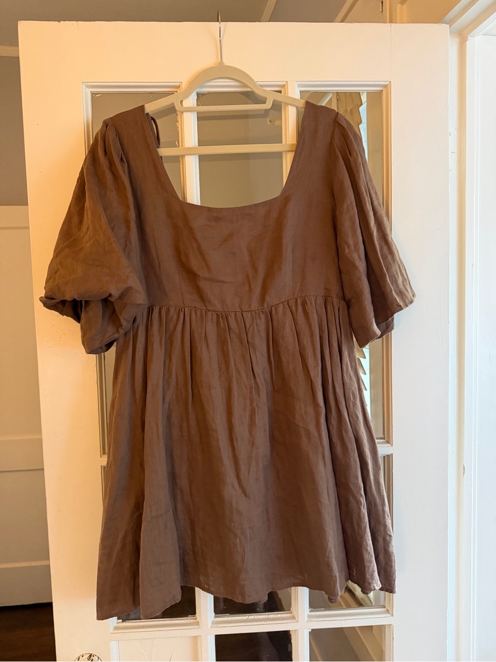 Brown Women’s Puff-Sleeve Linen Dress